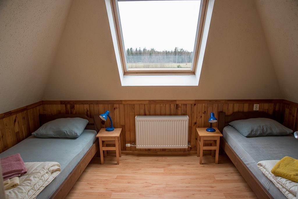 Fox House Hotel Pelci Bagian luar foto